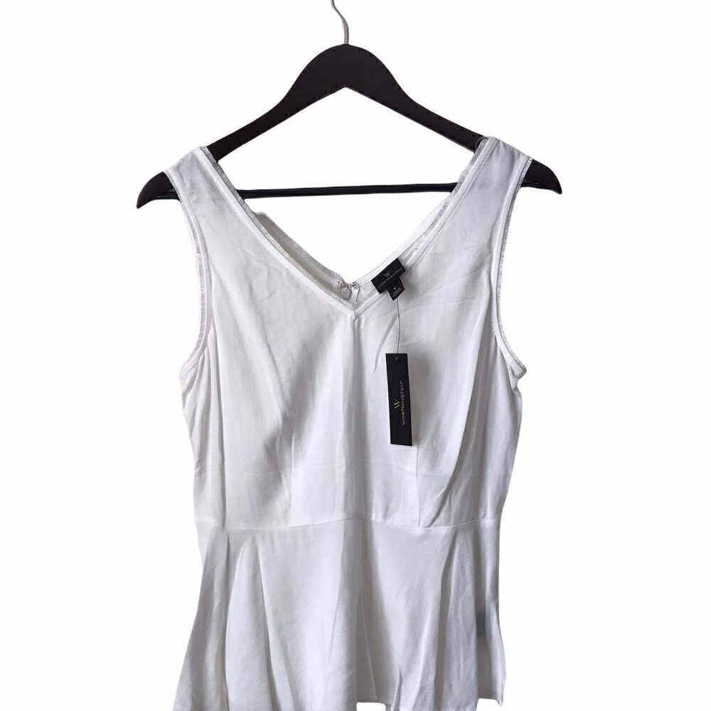 NWT - Worthington  Polar Bear V-Neck Peplum Sleeveless Blouse